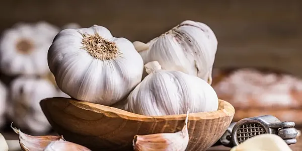Το σκόρδο κάνει θαύματα στην υγεία μας